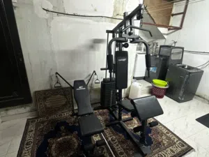 للبيع مكينه جيم شامله مع كرسي لتمارين المقاومه بلحبل