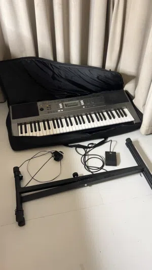 بيانو ياماها "اورغ"  piano Yamaha 61 keys