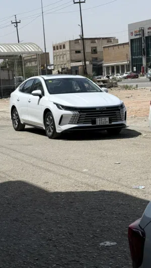 بي واي دي دستروير للبيع 2025