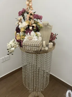 عربية لوضع شبكة العروس + علبة للمهر + حامل خواتم + 10 مباخر توزيعات