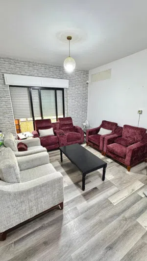 طقم معيشة شبه مستعمل