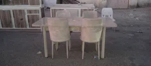 ميز طعام ...