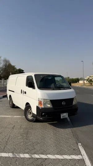 Nissan Urvan 2009 - Excellent condition  only 177,000km