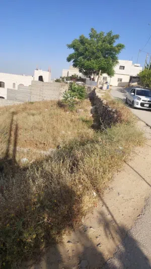 قطعة أرض في مدينة بيت لحم / هندازة / بالقرب من دوار واد شاهين ( طلوع مرة مقابل مطعم الكناري )