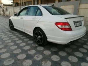 مرسيدس c350موديل 2010