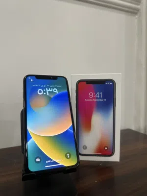 للبيع جهاز ايفون ((xs)) مساحه (((64gb))) بطاريه ((( 72 ))) الجهاز نظيف مافيه خدوش نهائي