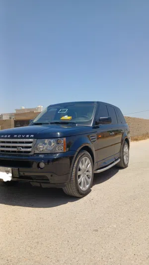 رنج موديل 2011 محرك 8 سياره ربي يبارك ولا عيب قومات صاله مكيف كل شي ربي يبارك ومعا الشاري مش حنقصرو