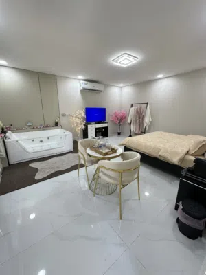 1 Bedroom Chalet for Rent in Al Batinah Al Rumais