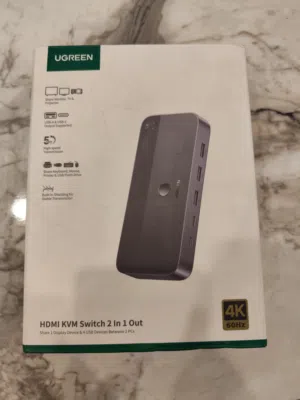 جهاز ugreen switch لتحويل الاشاره ما بين كمبيوترين  اسمه  Ugreen CM664 HDMI KVM switch 2-in-1 -black