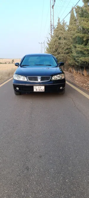 نيسان صني ياباني 2005