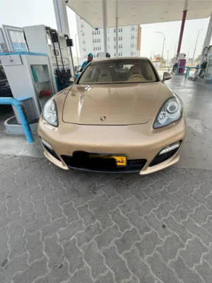 بورش باناميرا خليجي عمان موديل 2013 حالة ممتازه وكاله بدون اعطال او مشاكل