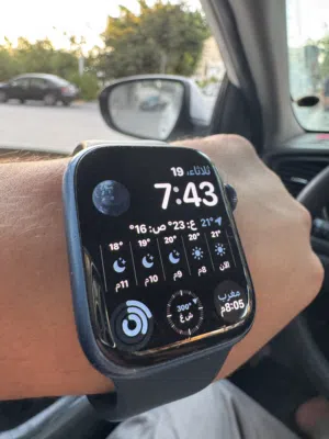 ساعة ابل للبيع series 7 Gps