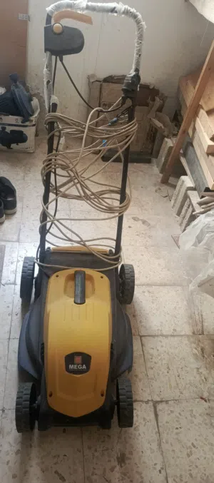 قصاصة العشب للبيع