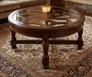 طاولة خشب مستديرة