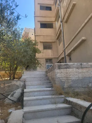  Building for Sale in Zarqa Hay Ma'soom