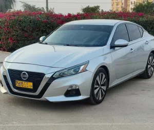 Used Nissan Altima in Buraimi