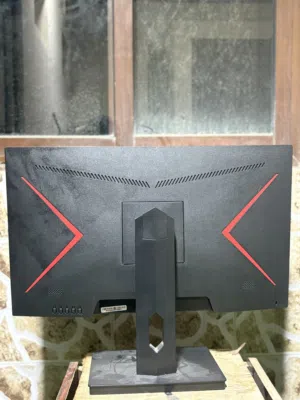 شاشة جيمنج 27 إنش فريمات 160 الوضوح  1080p السعر 35 وقابل بالمعقول الشاشه نضيفه وشغاله احسن مايكون