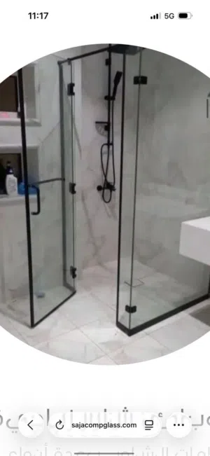 فني تركيب زجاج سكريت ابواب زجاج مرايات شاورات صيانة