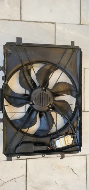 مروحة راديتر مرسيدس
