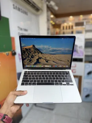 Apple MacBook Pro 256GB SSD 8GB RAM/ Two thunderbolt 3 ports 13- inch
