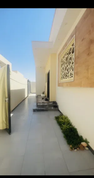 200 m2 4 Bedrooms Townhouse for Sale in Tripoli Al-Baesh