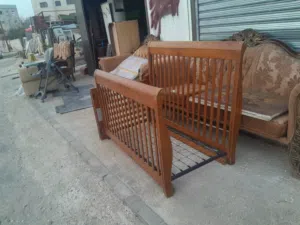 تخت بيبي مستعمل للبيع