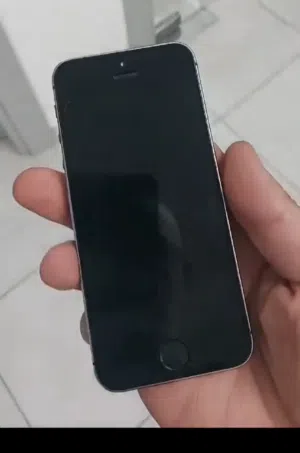ايفون للبيع