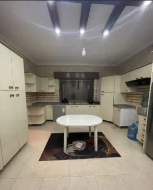 مطبخ للبيع
