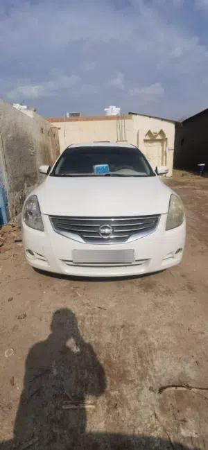 Nissan Altima 2011 Gcc (5000 AED)