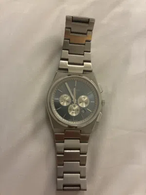 - هيكل وسوار ستانلس ستيل فاخر