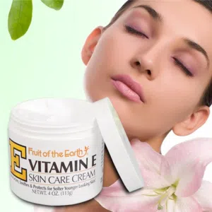 كريم Cream Vitamin E حمايه البشره ومكافحه الشيخوخه وترطيبها كريم فيتامين اي