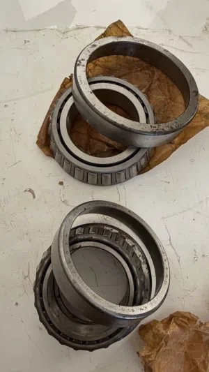 كوشنيتي داف9   واحد كبير صناعه ألمانيه  اتنين صغار صناعه امريكيه