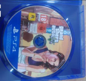 قرص gta5 للبيع