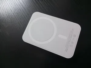 باور بانك Apple MagSafe أصلي (10000mAh – (Model: A2384 -18.5Wh يعمل كالجديد