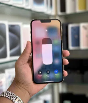 عرض خاص : iPhone 13 pro max 256gb  هواتف  بحالة الوكالة بدون شموخ أو مشاكل مع ضمان و ملحقات لا يفوتك