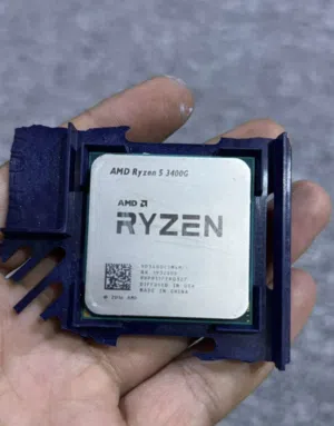 معالج Ryzen 5 3400G مستعمل نظيف جداً