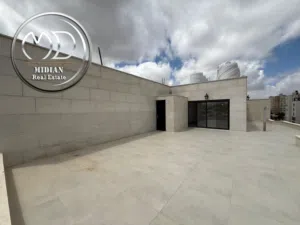 280 m2 4 Bedrooms Apartments for Sale in Amman Khalda