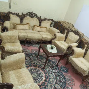 طقم كنب دمياطي فاخر – فرصة لا تتعوّض جودة عالية تصميم أنيق سعر مميز للبيع طقم كنب دمياطي أ