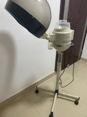 جهاز بخار للشعر في حالة جيدة