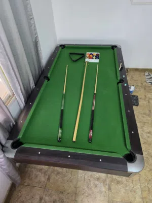 طاولة بليارد 8 قدم
