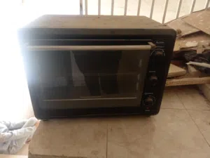 فرن كهربائي نضيف