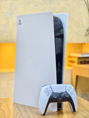 بليستيشن فايف playstation 5 للبيع مع حساب بلس
