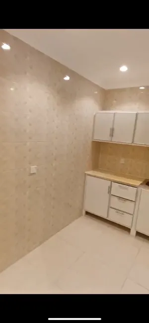 30 m2 Studio Apartments for Rent in Hawally Salmiya