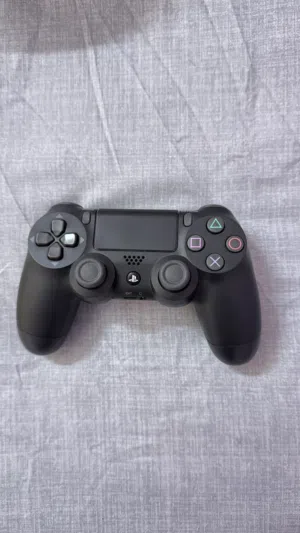 جهاز PS4 اصلي