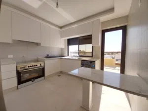 150 m2 3 Bedrooms Apartments for Rent in Amman Abdoun