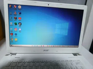 laptop من شركة acer