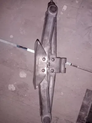 جك رفع سياره جك