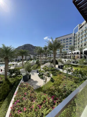 2 Bedrooms . 4 Bathrooms . 1205 ft²0