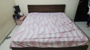 Bed set with 2 side tables and one dressing table