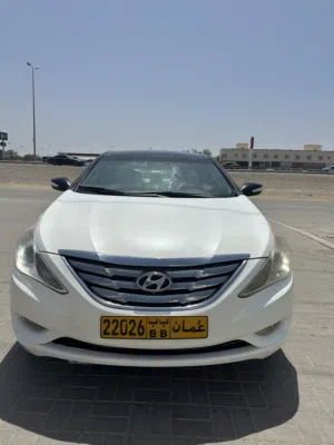 Hyundai Sonata Limited 2012 2.4L Well Maintained Ready to Drive
